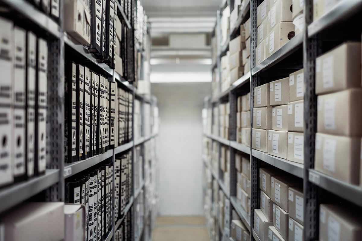 <strong>SEMINAIRE INTERNATIONAL DES ARCHIVISTES</strong>